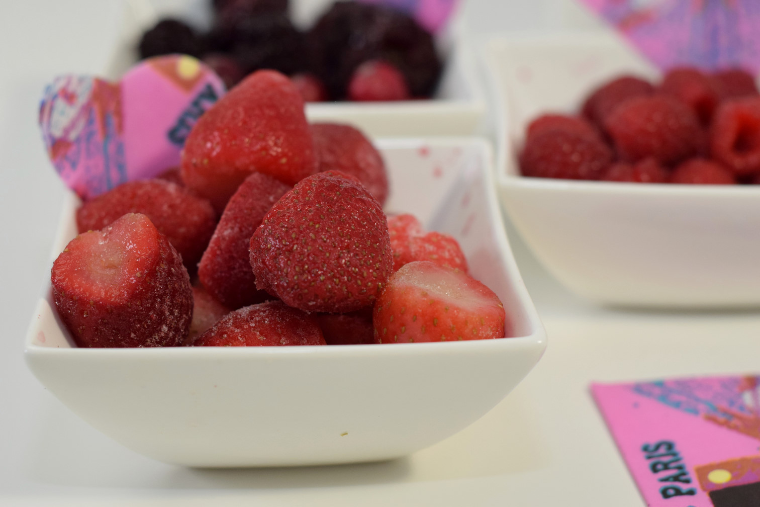 almond milk berry smoothie for valentine breakfast recipe03