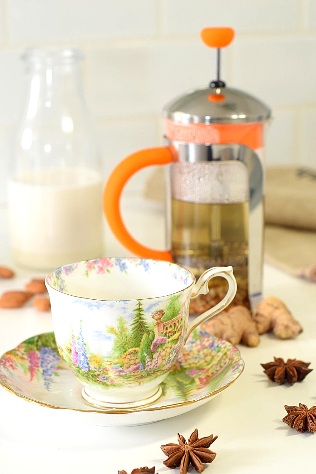 detoxfying dandelion latte with almond milk recipe02