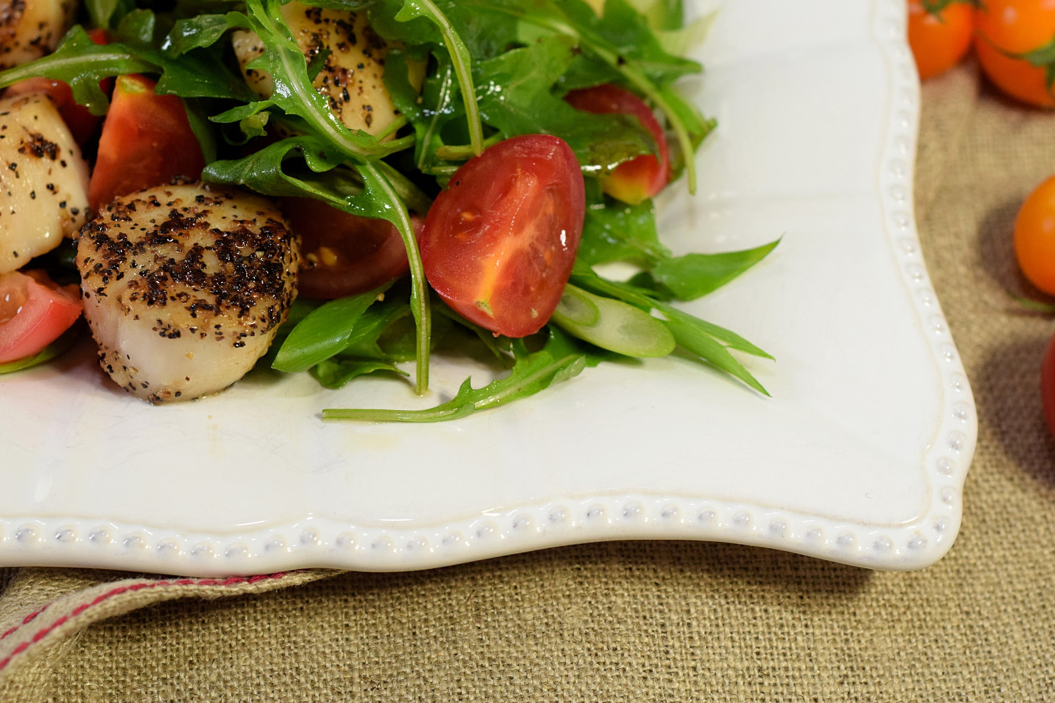 seared scallops avocado tomato salad recipe03